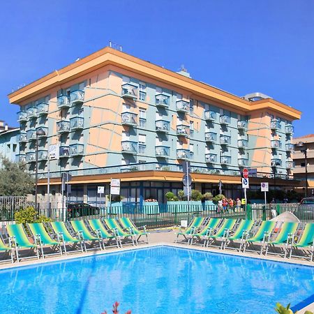 Big Family Hotel Bellaria-Igea Marina Esterno foto