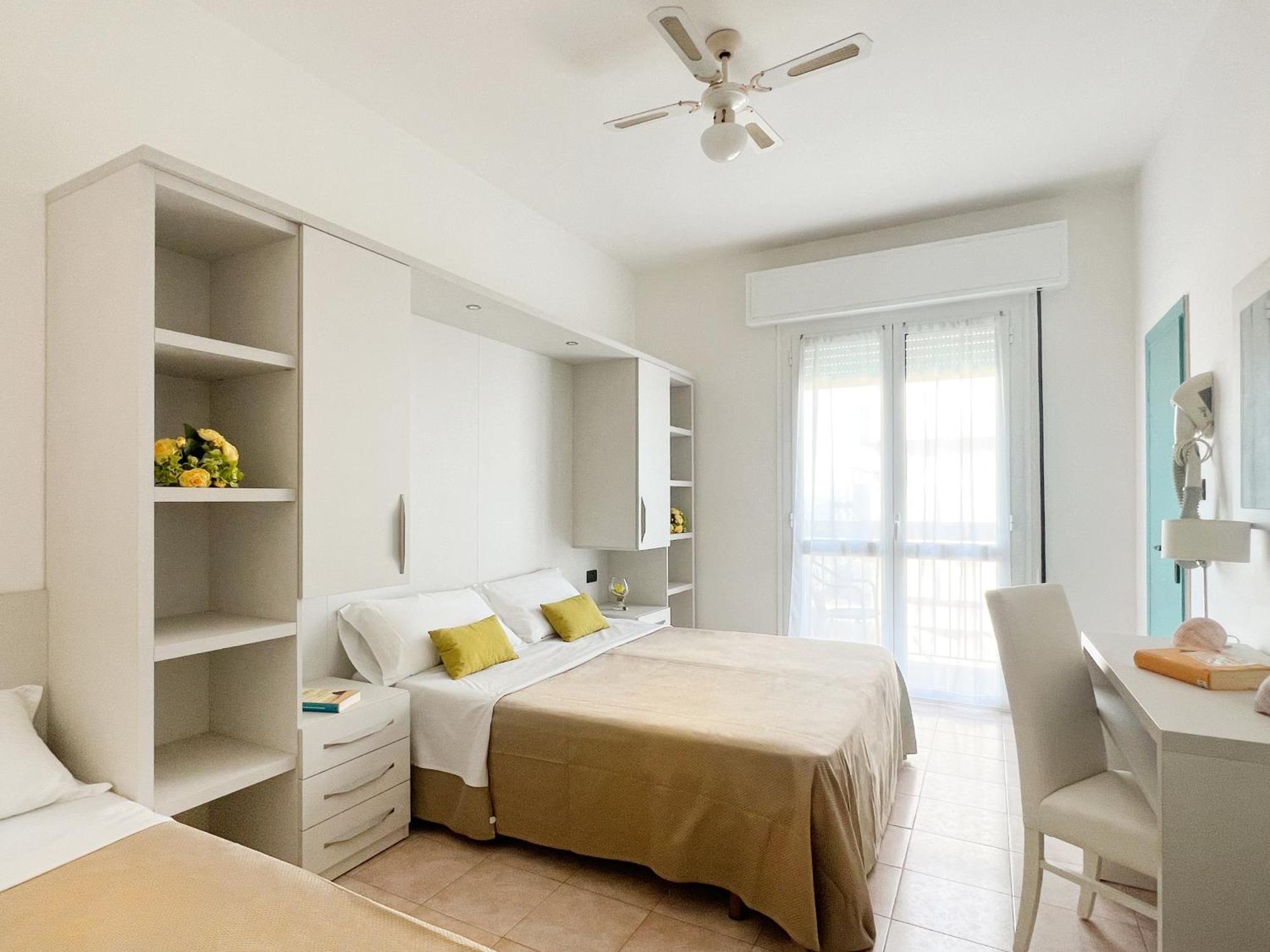Big Family Hotel Bellaria-Igea Marina Esterno foto