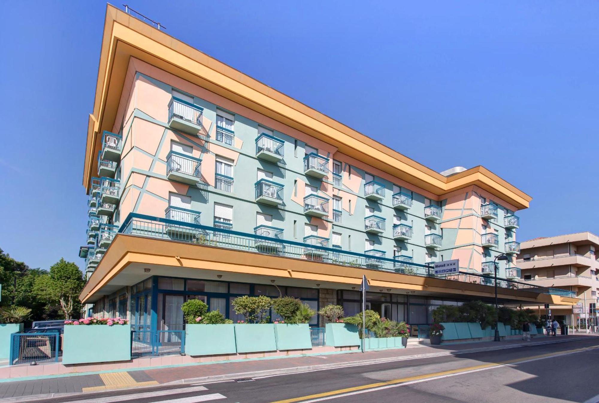 Big Family Hotel Bellaria-Igea Marina Esterno foto